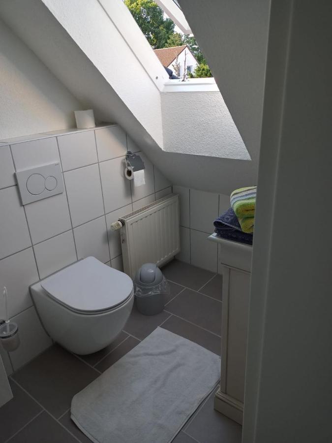 Modernes 21 m² Apartment modern, zentral Schortens Exterior foto